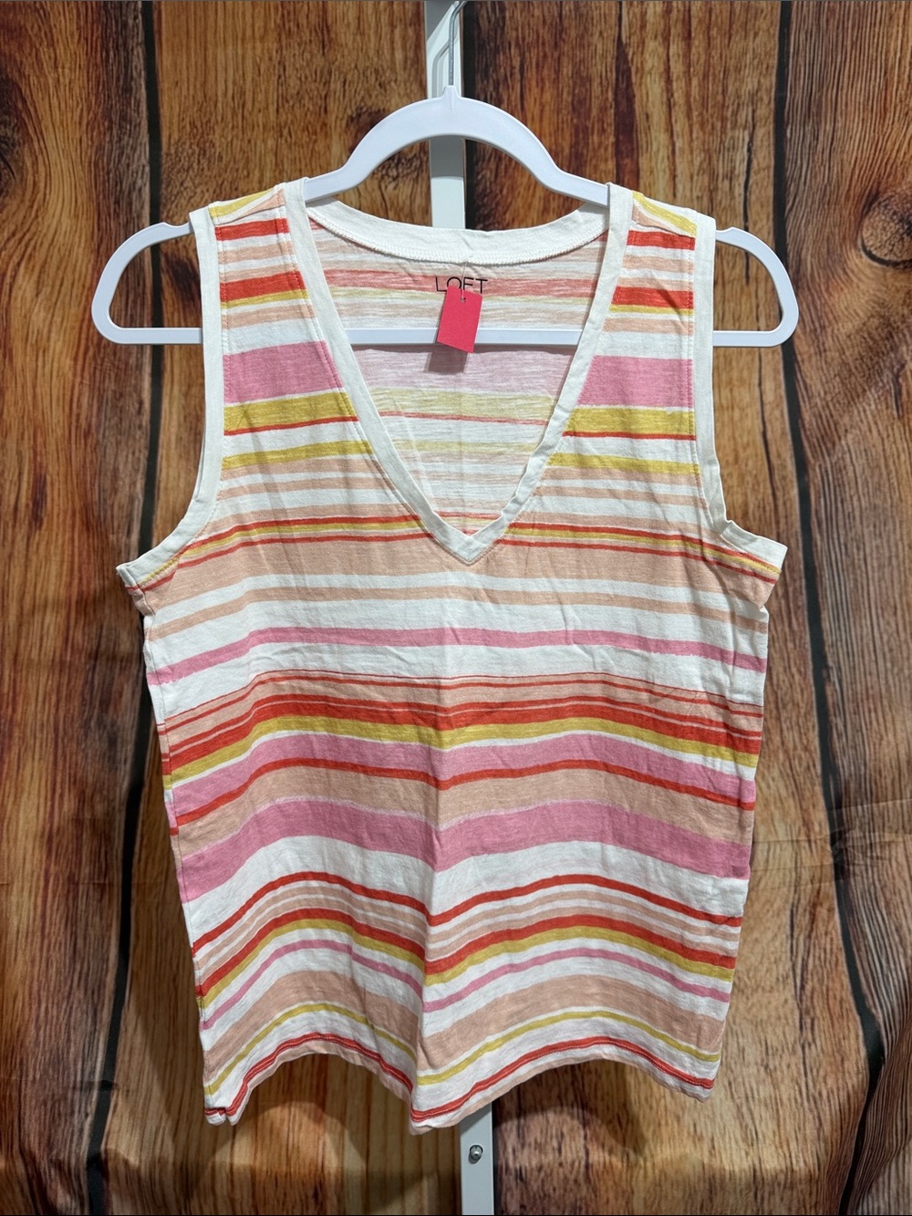 Loft Outlet V-neck Sleeveless Blouse Size M